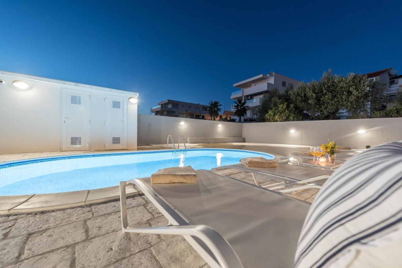 Villa Lena Luxury Apartments Novalja Ngoại thất bức ảnh