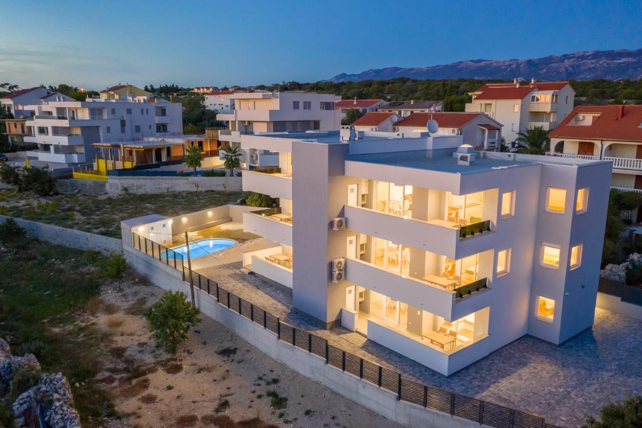 Villa Lena Luxury Apartments Novalja Ngoại thất bức ảnh