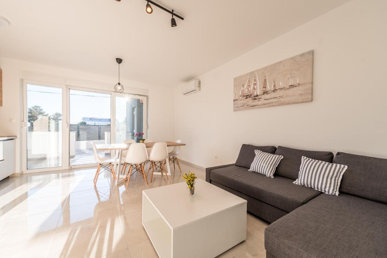 Villa Lena Luxury Apartments Novalja Ngoại thất bức ảnh