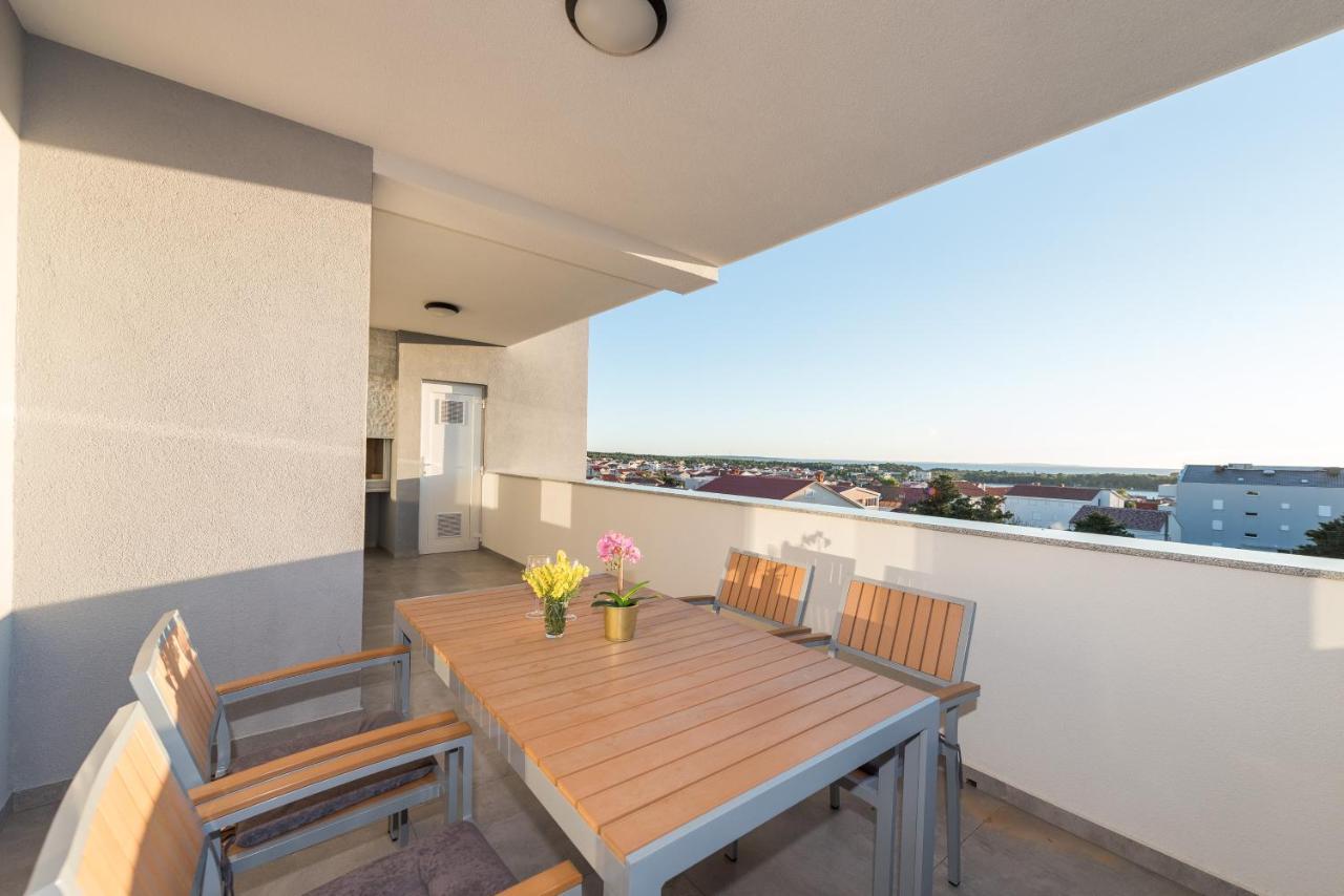 Villa Lena Luxury Apartments Novalja Ngoại thất bức ảnh
