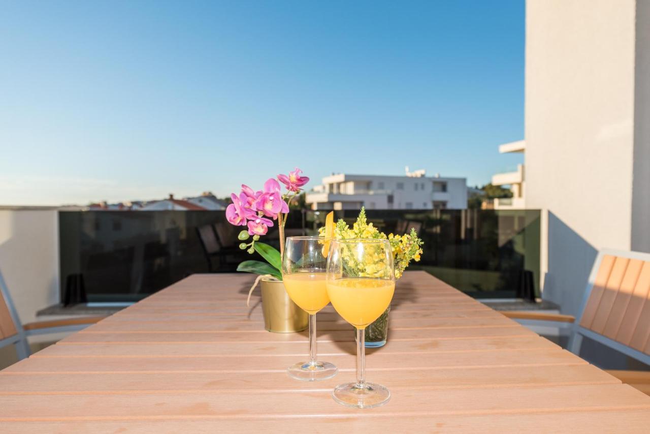 Villa Lena Luxury Apartments Novalja Ngoại thất bức ảnh
