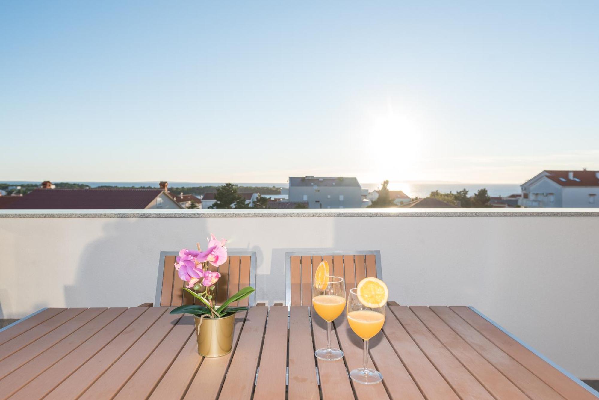 Villa Lena Luxury Apartments Novalja Phòng bức ảnh